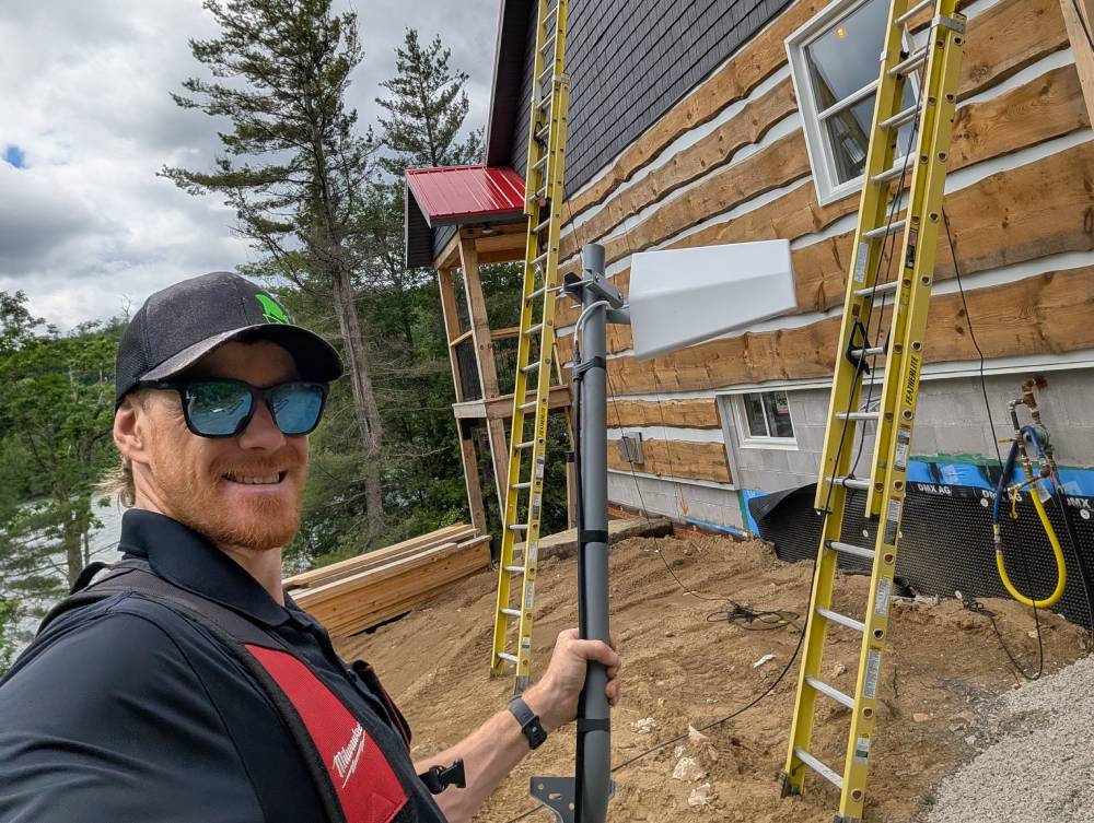 Condon Lake cell booster installation