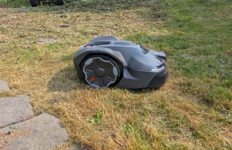 Robot Mower Install Ottawa Valley